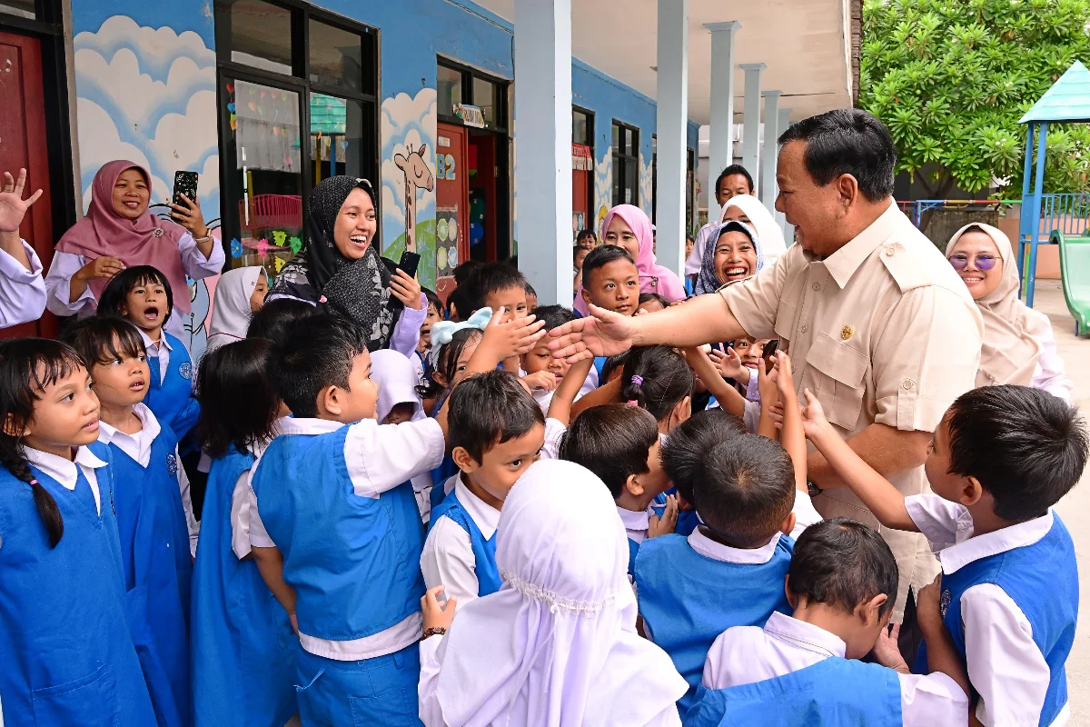 Prabowo Subianto: Program Makan Bergizi Gratis untuk Meningkatkan Kesehatan Anak