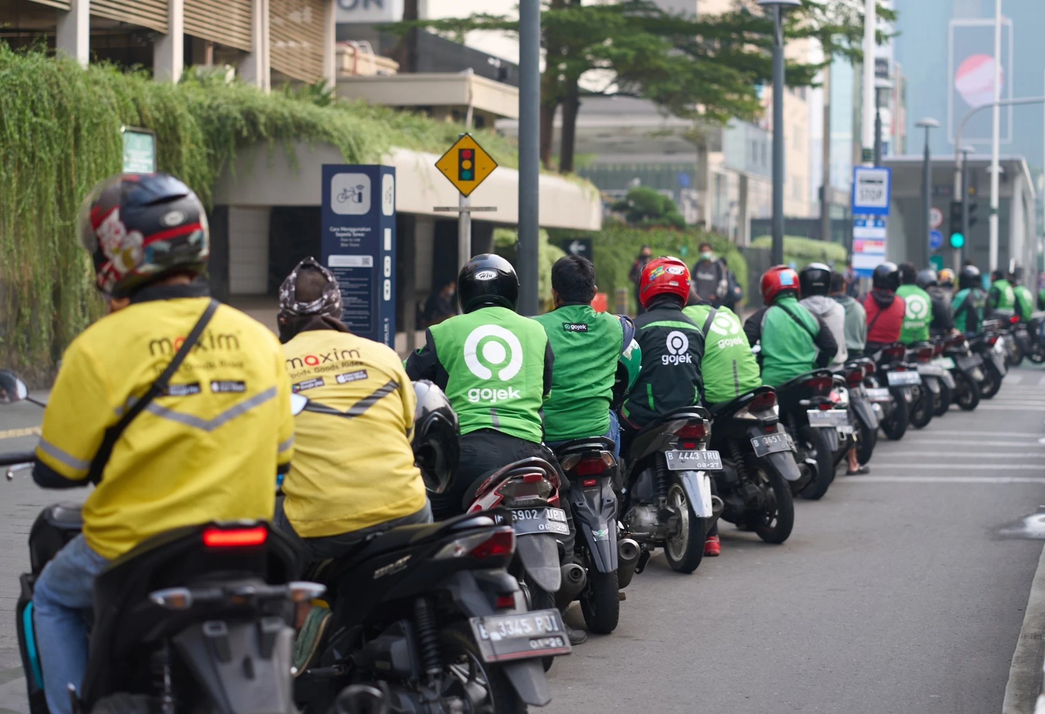 Pramono Anung Siap Bahas Penataan Parkir Ojol dengan Bos Aplikator