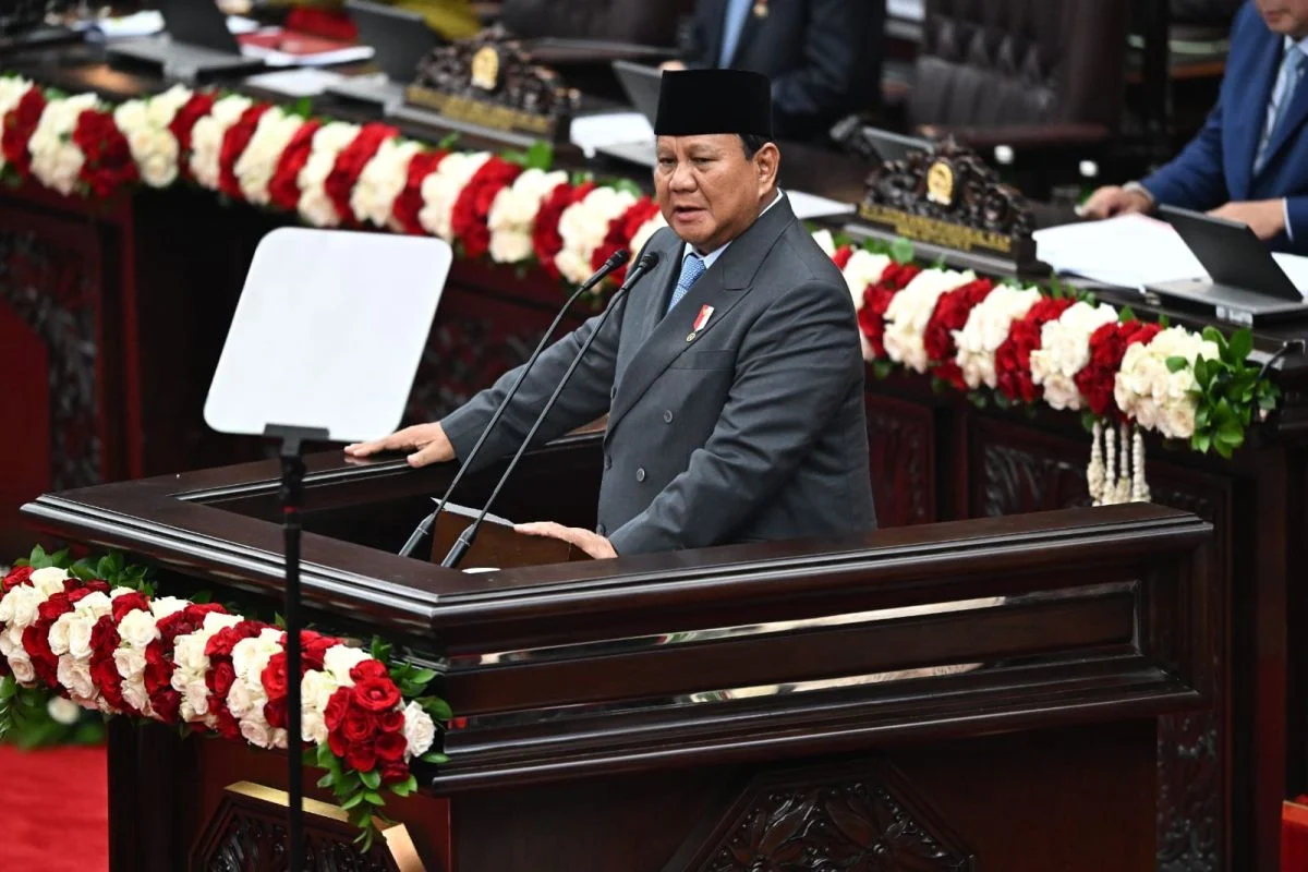 Presiden Prabowo Didesak untuk Merespons Tuntutan Mahasiswa dengan Transparan