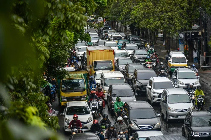 Provinsi dengan Jumlah Kendaraan Terbanyak di Indonesia 2025