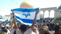 Provokasi Baru di Al-Aqsa: Israel Kibarkan Bendera dan Nyanyikan Lagu Kebangsaan