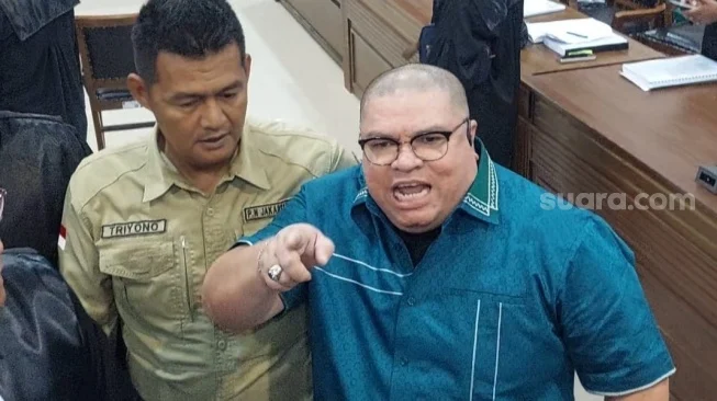 Razman Arif Nasution Dijebloskan ke Penjara: Kasus dan Kronologi
