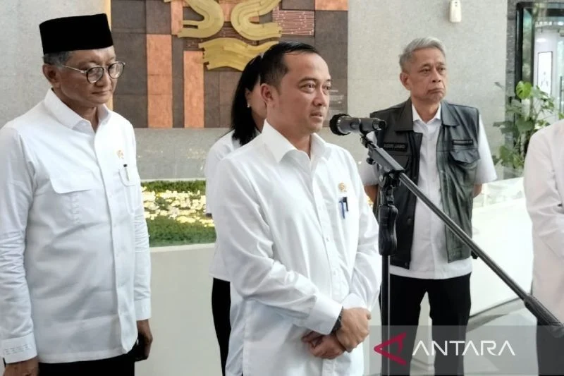 Satgas Baru Siap Pelototi Perusahaan Rawan PHK, Mensesneg Prasetyo Hadi: Pimpin Langkah Mitigasi