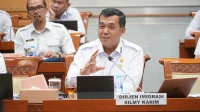 Skandal Korupsi di Ditjen Imigrasi: Silmy Karim Dituduh Biarkan Praktik Jatah Preman
