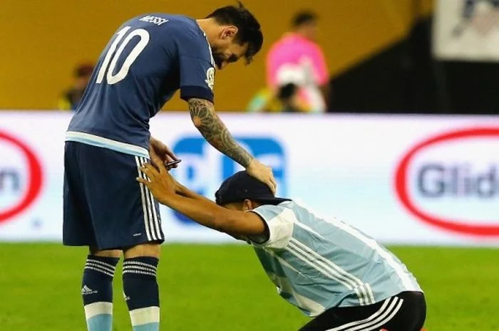 Suporter Argentina Mendapat Rezeki Tak Terduga Setelah Gagal Menonton Messi di Amerika