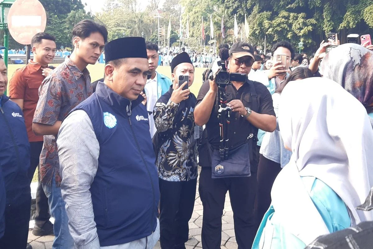 Taj Yasin Berkomitmen Kawal Penuh Aspirasi Mahasiswa di Jateng