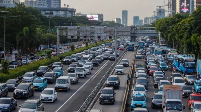Tekor Besar di Jakarta: Kemacetan yang Tak Pernah Pergi