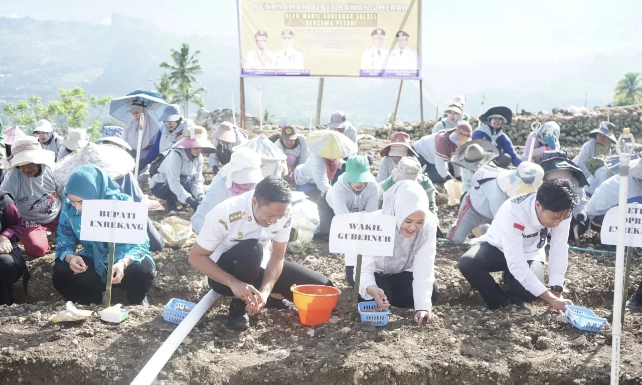 Wagub Sulsel Dorong Desa Atue Jadi Percontohan Lingkungan Bersih dan Ketahanan Pangan