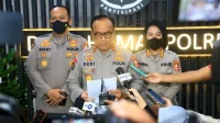 Bentrokan di Menteng: Polisi Kerahkan Brimob untuk Mengamankan Lokasi Bentrokan di Menteng: Polisi Kerahkan Brimob untuk Mengamankan Lokasi