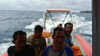 Dua Penumpang KM Nurul Salsa Ditemukan Selamat Setelah Mengalami Hanyut Berhari-hari di Laut Dua Penumpang KM Nurul Salsa Ditemukan Selamat Setelah Mengalami Hanyut Berhari-hari di Laut