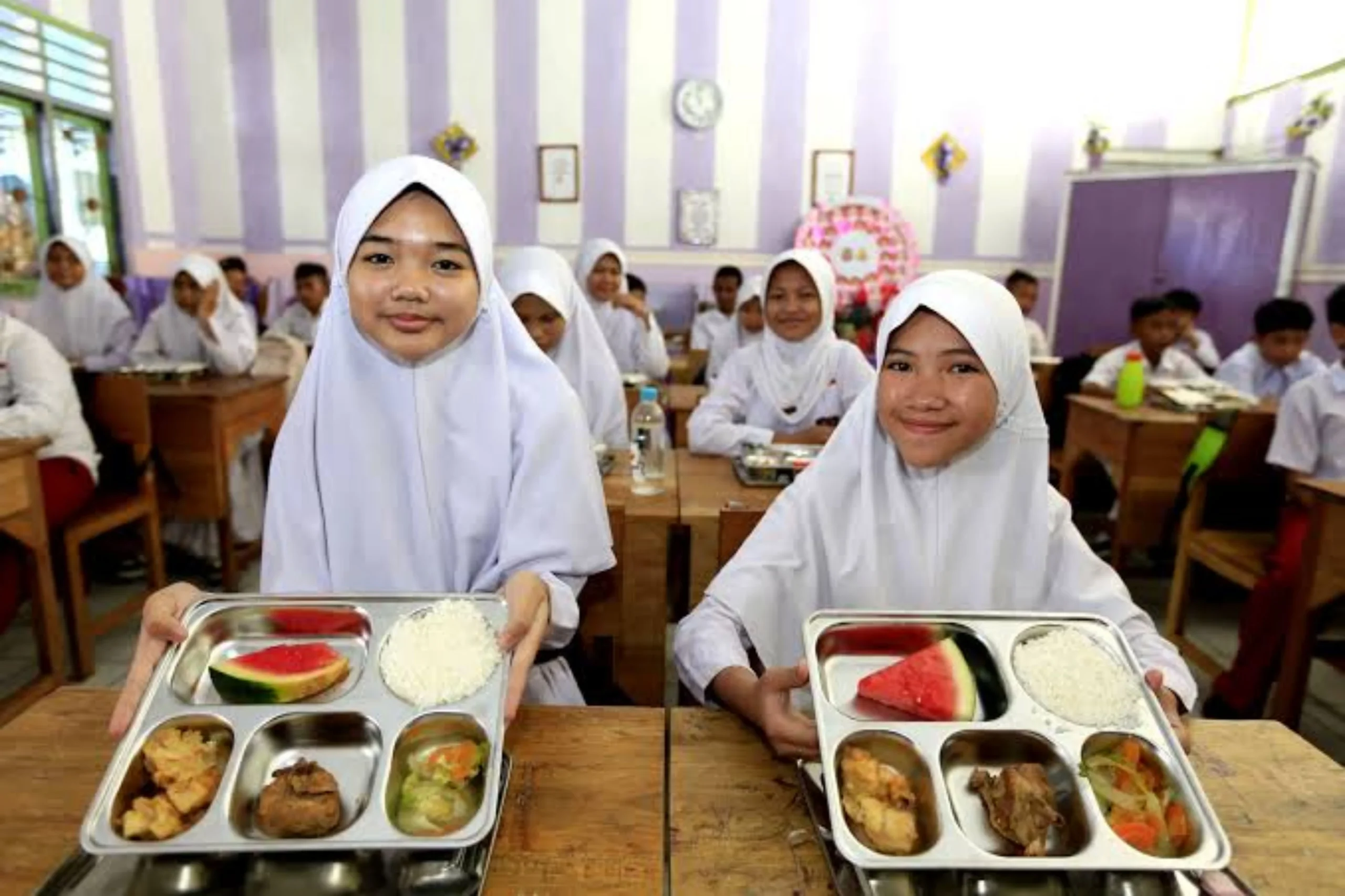 Efisiensi Program Makan Bergizi Gratis Terus Berlanjut, Anggaran Sementara Susut Jadi Rp229 Triliun