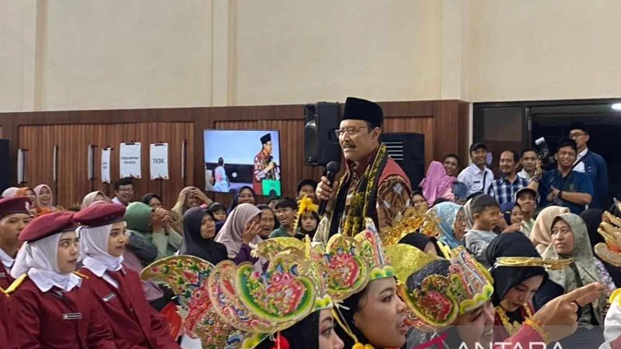 Gus Ipul Beri Apresiasi Pada Pemkab Bandung Atas Keberhasilan Sekolah Rakyat