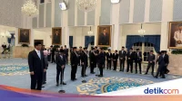Istana Keluar dari Diam soal Isu Reshuffle Kabinet dan Kekosongan Posisi Wamen Istana Keluar dari Diam soal Isu Reshuffle Kabinet dan Kekosongan Posisi Wamen