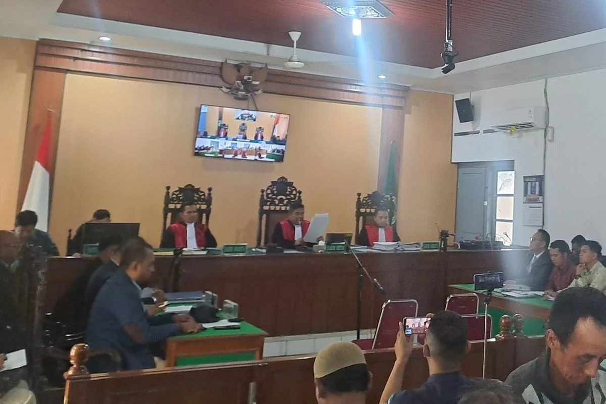 Jokowi Siapkan Saksi di Pengadilan, 9 Teman Seangkatan UGM Jadi Prioritas