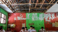 Kelas Menengah Ambruk Sejak 2025: Fenomena 'Mantab' yang Dibantah