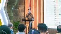 Menteri Perindustrian Agus Gumiwang Apresiasi Produksi Lokal BYD M6, Konsumsi BBM yang Efisien Menteri Perindustrian Agus Gumiwang Apresiasi Produksi Lokal BYD M6, Konsumsi BBM yang Efisien