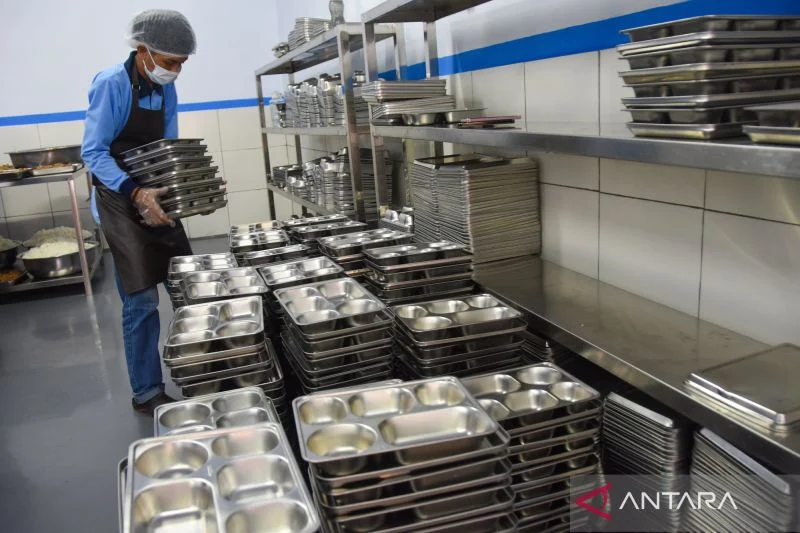 Pencurian 1.700 Ompreng di Dapur MBG: Satpam Jadi Otak