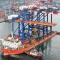 Pengoperasian QCC 004 Dorong Pelabuhan Panjang Sebagai Gerbang Logistik Sumatera