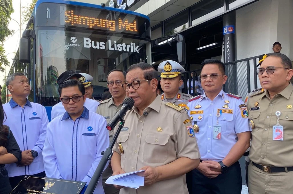 Polemik Jalur Busway: Stafsus Gubernur Pramono Skakmat Kenneth Soal Izin