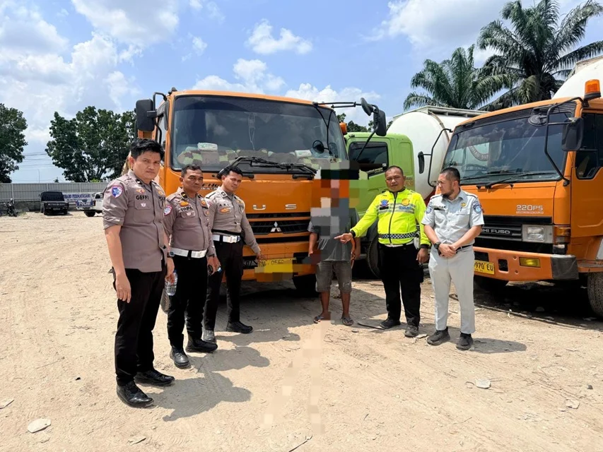 Polisi Tangkap Sopir Truk yang Tabrak JPO Tendean di Mampang Prapatan