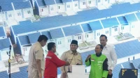 Prabowo Hadiri Akad Massal KPR FLPP di Batang untuk Program Tiga Juta Rumah