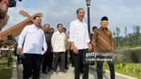 Prabowo Subianto Jajal KA Nusantara Explorer Semarang-Batang