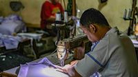 Produksi Seragam Sekolah di Jakarta Memasuki Puncak Musim Produksi Seragam Sekolah di Jakarta Memasuki Puncak Musim