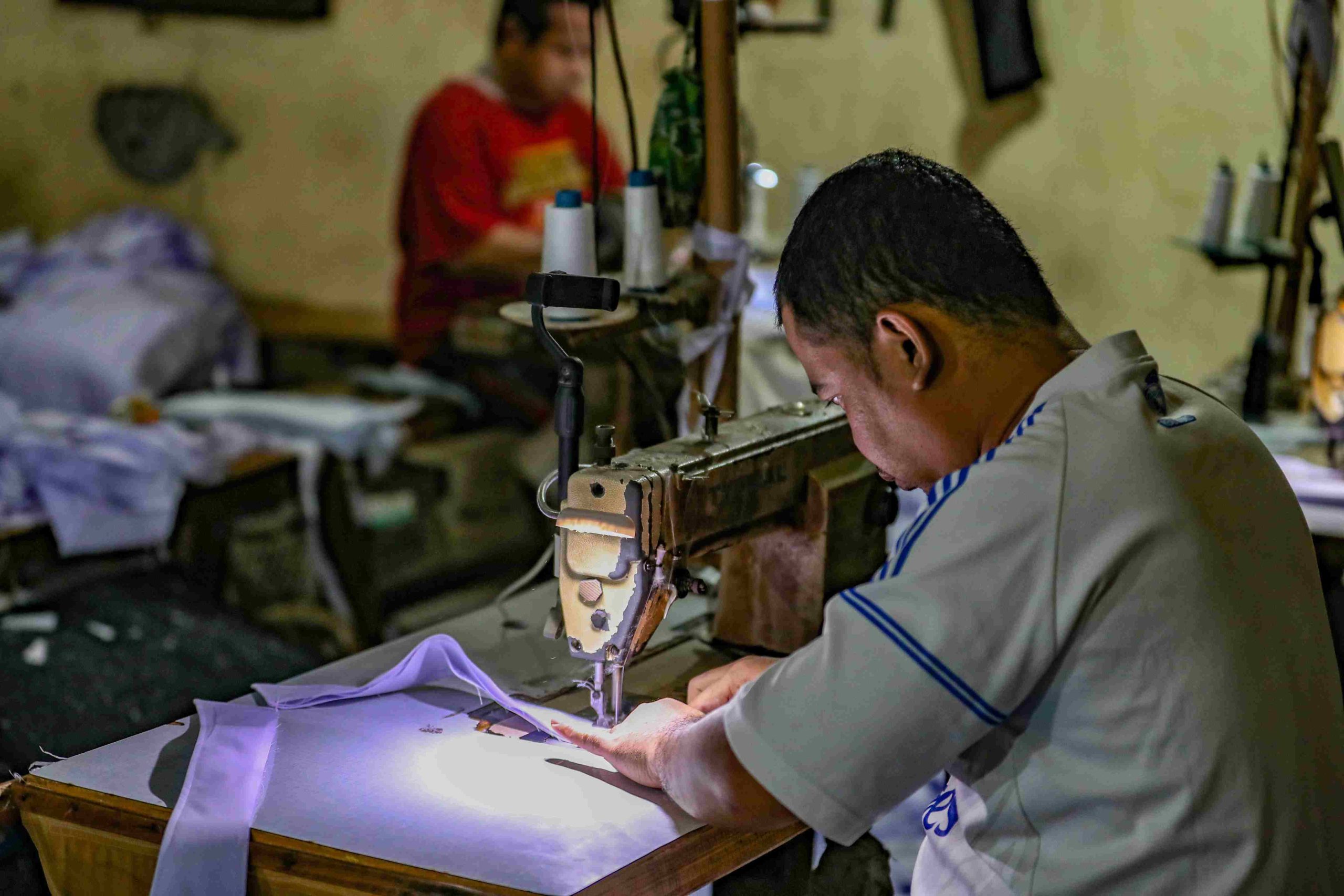 Produksi Seragam Sekolah di Jakarta Memasuki Puncak Musim