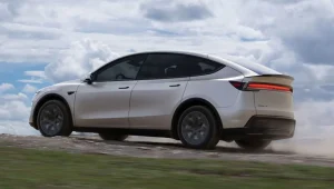 Tesla Luncurkan Model Y L Konfigurasi Enam Penumpang untuk Pasar AS