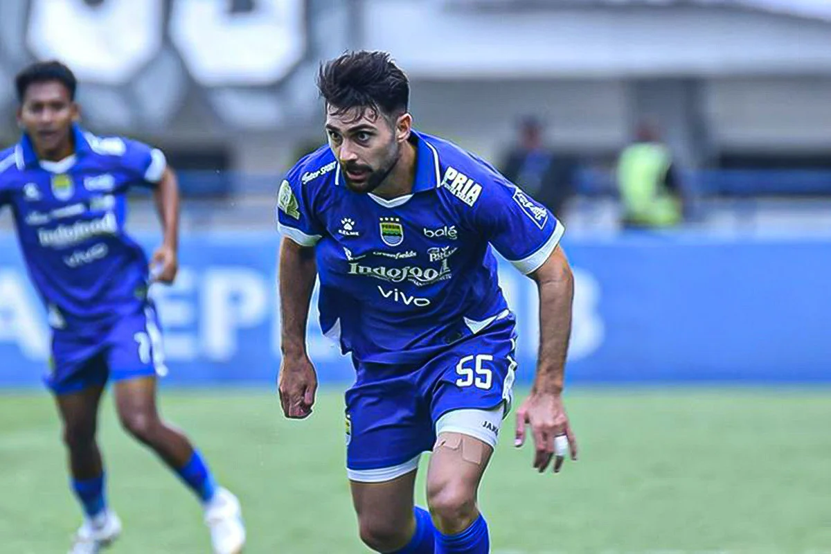 Tolic Terima Keputusan Frans Putros Tinggalkan Persib Bandung
