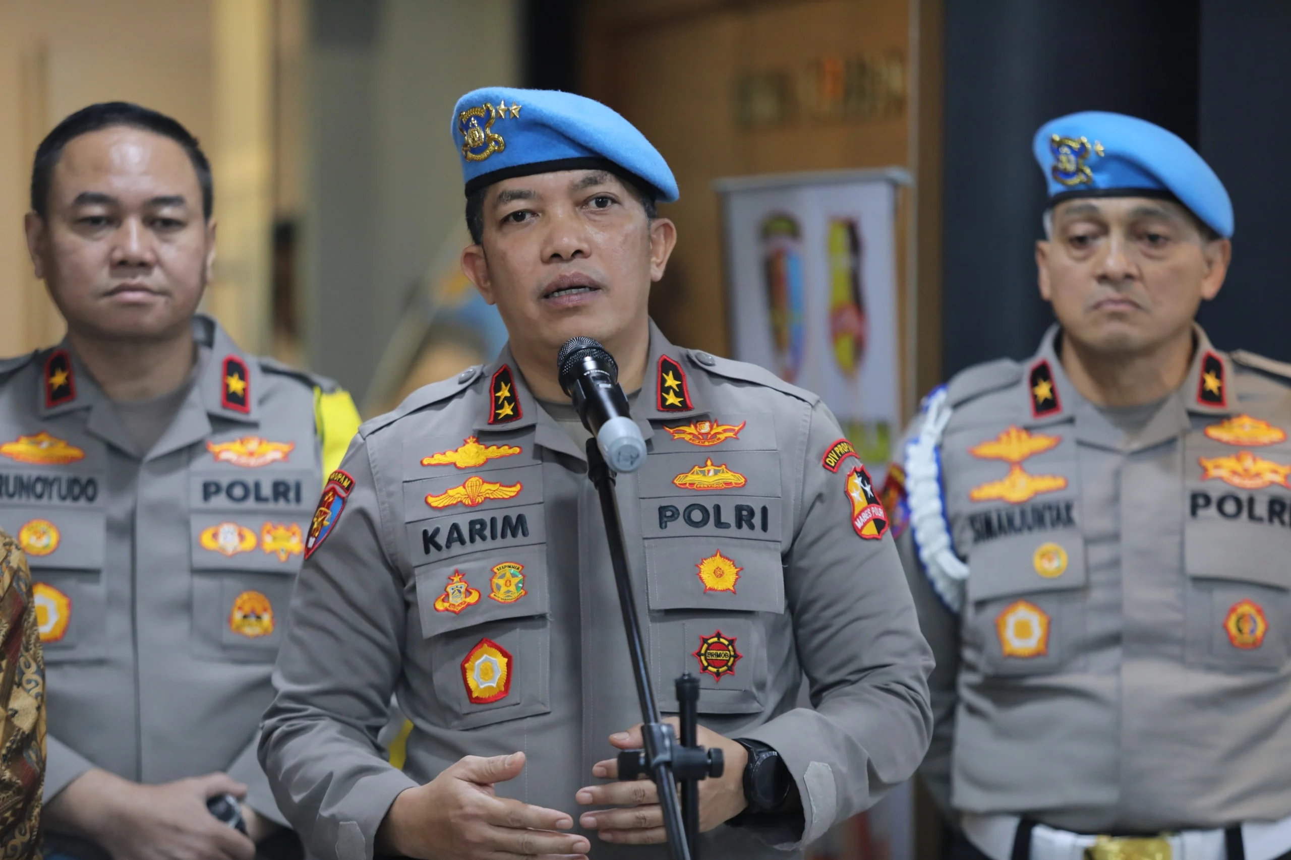 Warga Berhak Tolak Pungli: 5 Standar Pelayanan Polri untuk Meningkatkan Transparansi