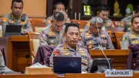 Kapolri Listyo Sigit Dinilai Perlu Diganti: 10 Catatan Merah dari Pakar