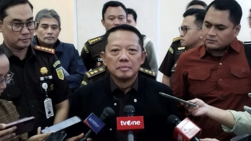 Kejagung Geledah Rumah Febrie Adriansyah, Dokumen TPPU Disita