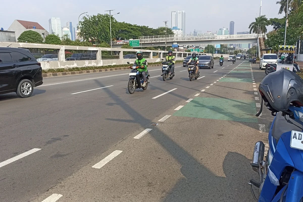 Lalu Lintas di Jalan Gatot Subroto dan Gerbang Pemuda Ramai Lancar Jelang Pidato Prabowo