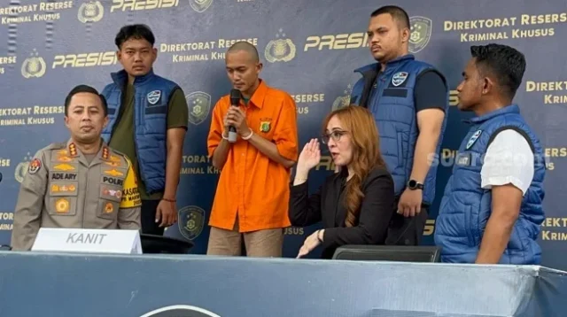 Polda Metro Tetapkan 4 Tersangka Kasus Penistaan Agama Dalam Challenge Hafalan Alquran Polda Metro Tetapkan 4 Tersangka Kasus Penistaan Agama Dalam Challenge Hafalan Alquran