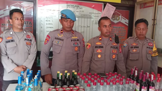 Polisi Siap Ciduk Mbak-mbak Dermawan Miras Jalur Hafalan Al-Qur'an