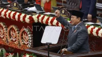 Prabowo Subianto Hadiri Sidang Tahunan MPR RI dengan Gaya Unik