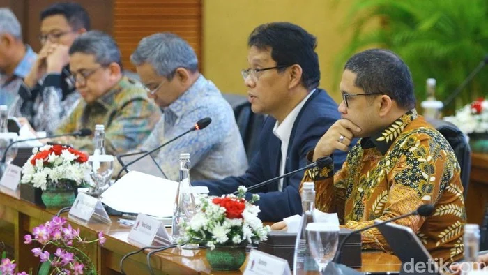 Purbaya Pastikan Pajak Aman dari Intervensi Babinsa dan Bhabinkamtibmas