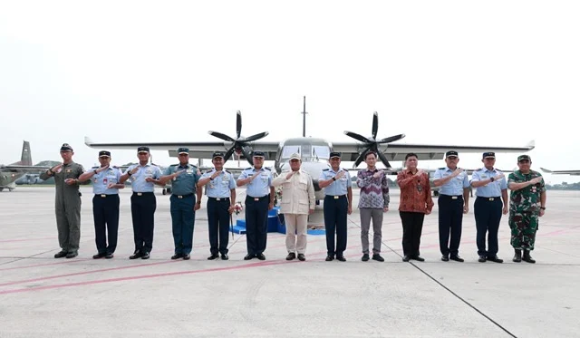 TNI AU Luncurkan Pesawat Angkut Baru Buatan Dalam Negeri NC-212i